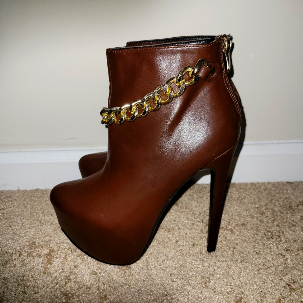Brown and Gold chain Sanya Bootie